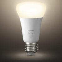 Белая лампа (2700K) Philips HueW 9W A60 E27 RUS