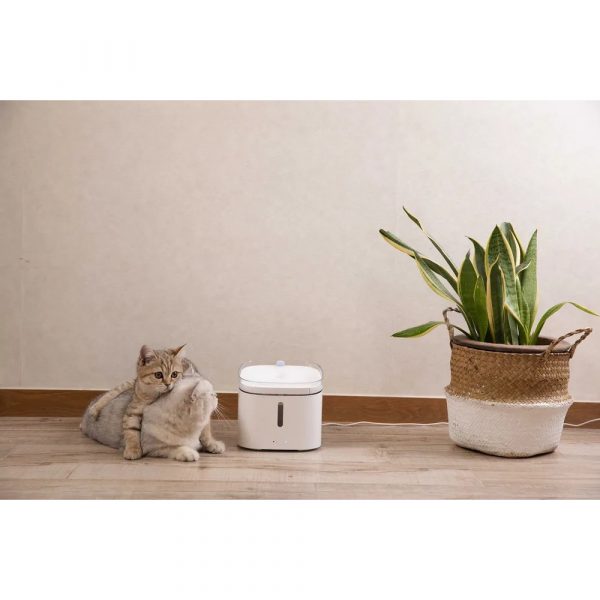 Автопоилка-фонтан для домашних животных PAWBBY Dog Camera&Treat Cam — изображение 11