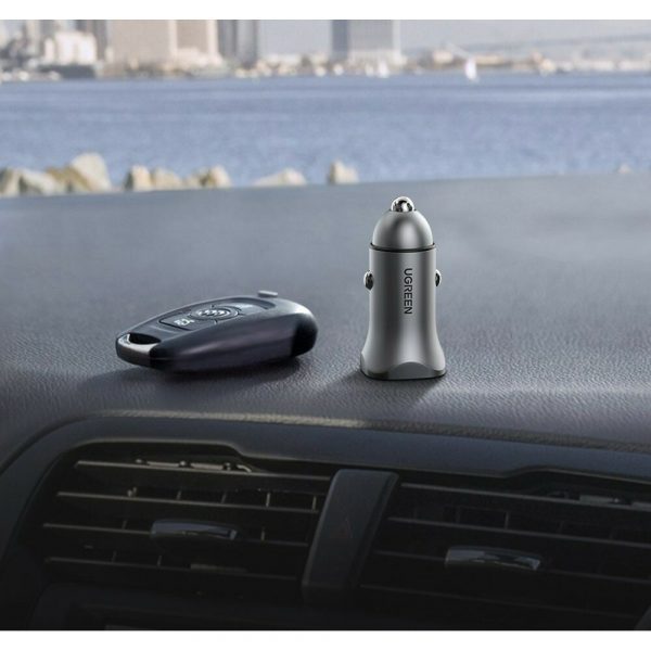 Автомобильное зарядное устройство UGREEN CD130 (30780) USB-C PD+USB-A QC 24W Fast Car Charger. Цвет: серый космос — изображение 8