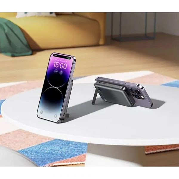 Внешний магнитный аккумулятор UGREEN (PB206) 15086 10000mAh MIni Magnetic Wireless 20W Power Bank With Holder. Цвет: серый космос — изображение 5