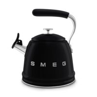 SMEG CKLW2001BL Чайник со свистком, 2.3 л, цвет чёрный