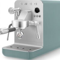 Кофемашина-эспрессо Smeg EMC02EGMEU