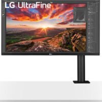 Монитор LG 31.5" 32UN880-B черный IPS LED 16:9 HDMI M/M матовая HAS Piv 350cd 178гр/178гр 3840x2160 60Hz FreeSync DP 4K USB 10.3кг