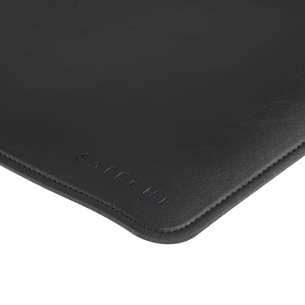 Коврик для мыши и клавиатуры Satechi Vegan-Leather Premium Desk Mat, черный — изображение 4